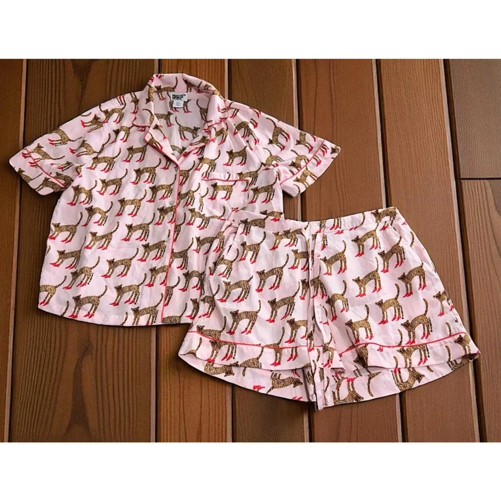 Bouffants & Broken Hearts Pink Cheetah in Heels Shorts Pajama Set Sz Medium Pjs - Picture 2 of 8